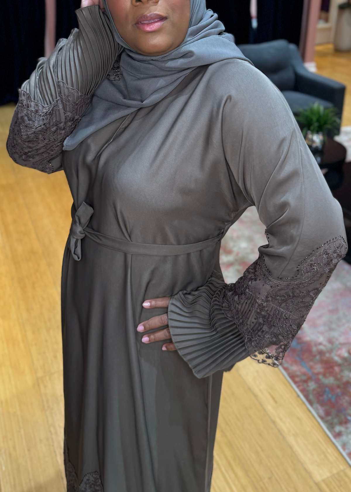 Taupe - Pleated Lace Abaya