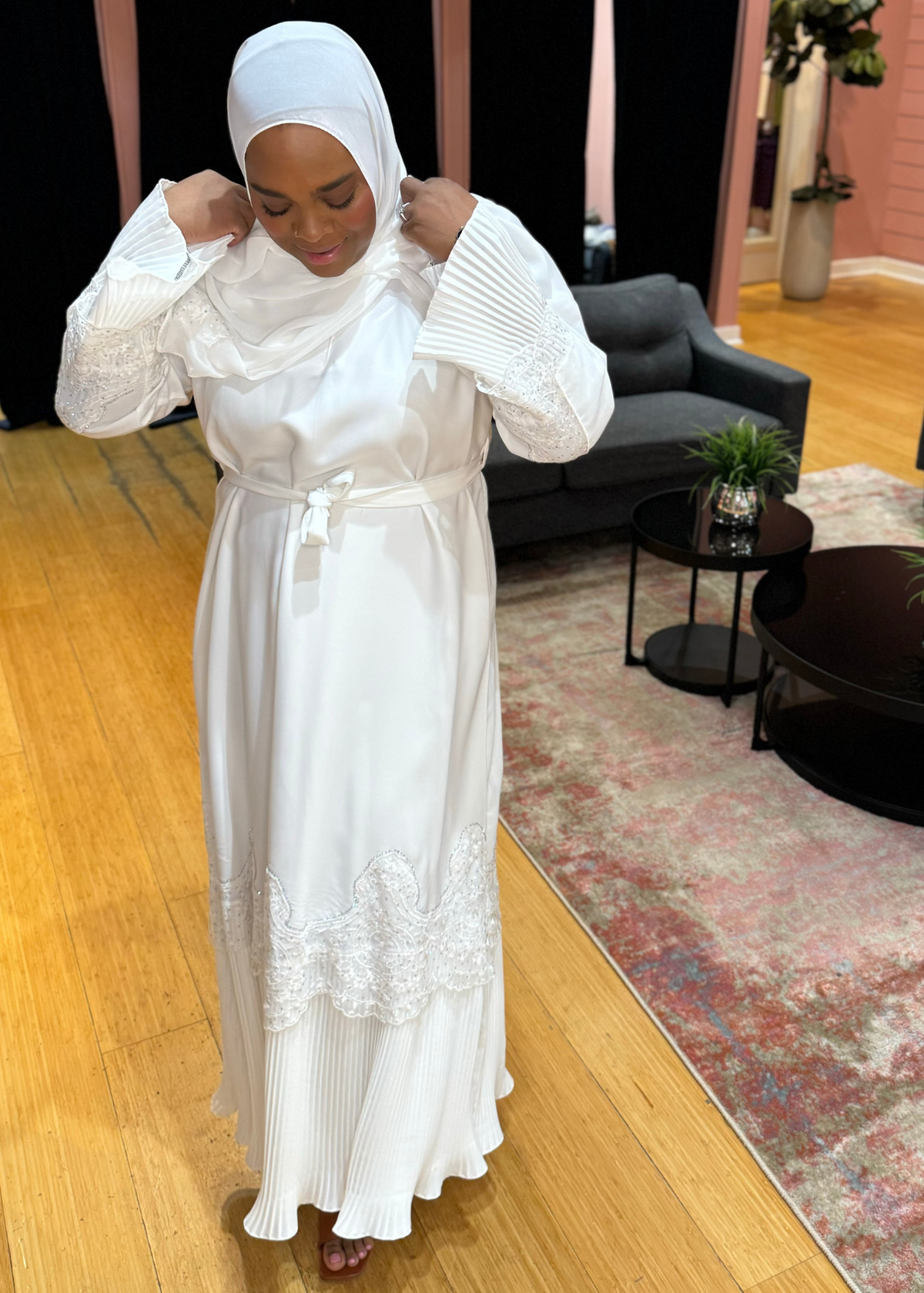 White - Pleated Lace Abaya