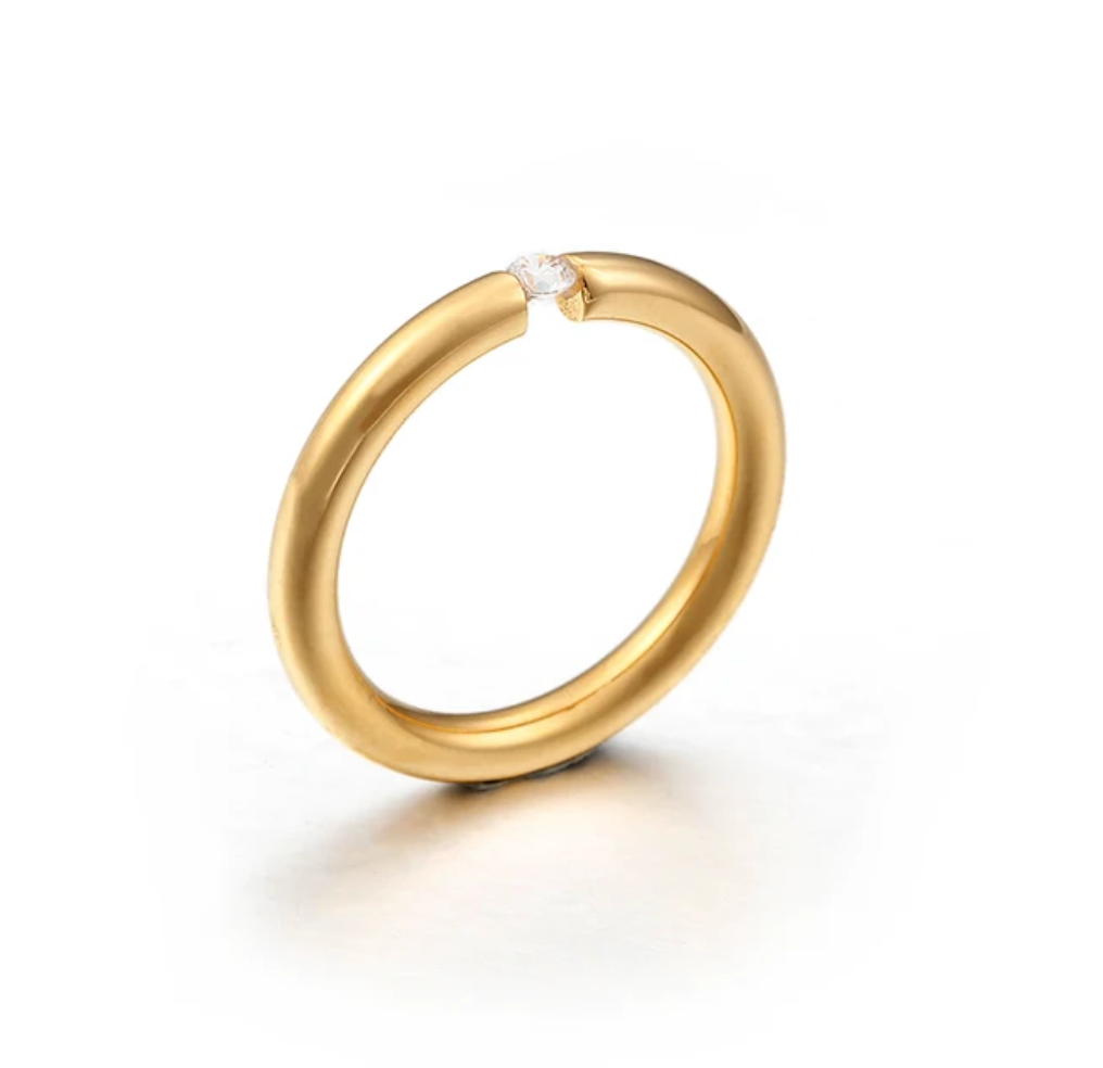 Single Diamond - Gold Ring